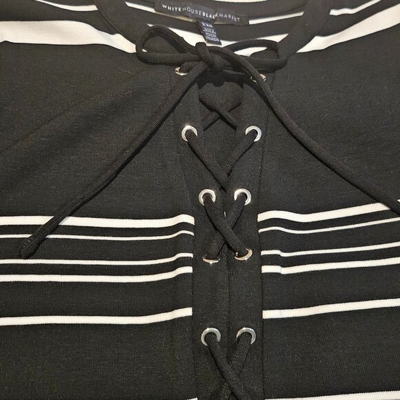 (NWOT) WHBM BLACK and WHITE STRIPED SHORT SLEEVED DRESS SIZE XXS - Picture 6 of 13